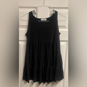 💕 2 For $10 Zenana Boutique Sleeveless Ruffle Tunic Top Size Small